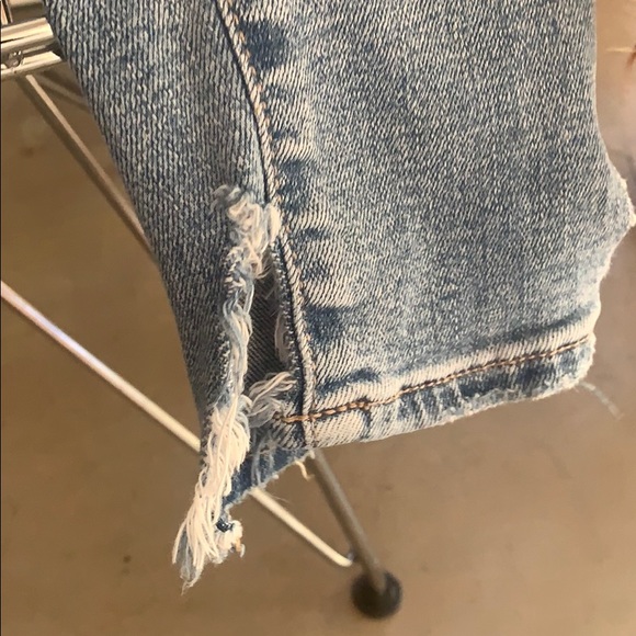 American eagle distressed jeans - Picture 3 of 3